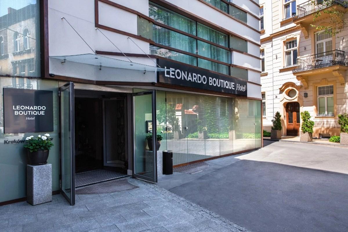 Leonardo Boutique Center Hotel 4*