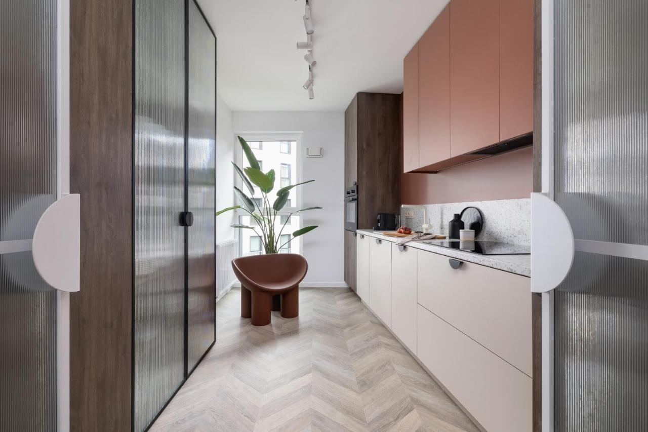 Deluxe Podskale 18 With Parking & Balcony In By Renters Prestige Krakau