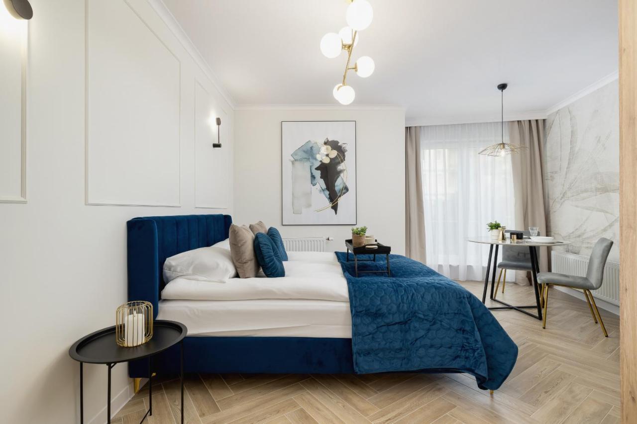 Elegant Szpakowa 10 With 2 Parking Spaces & Terrace By Renters Apartamento *