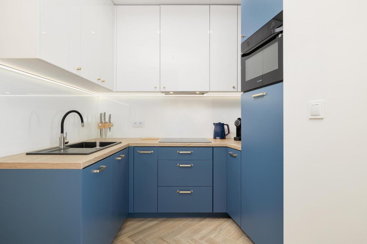 Apartamento Elegant Szpakowa 10 With 2 Parking Spaces & Terrace By Renters Cracóvia