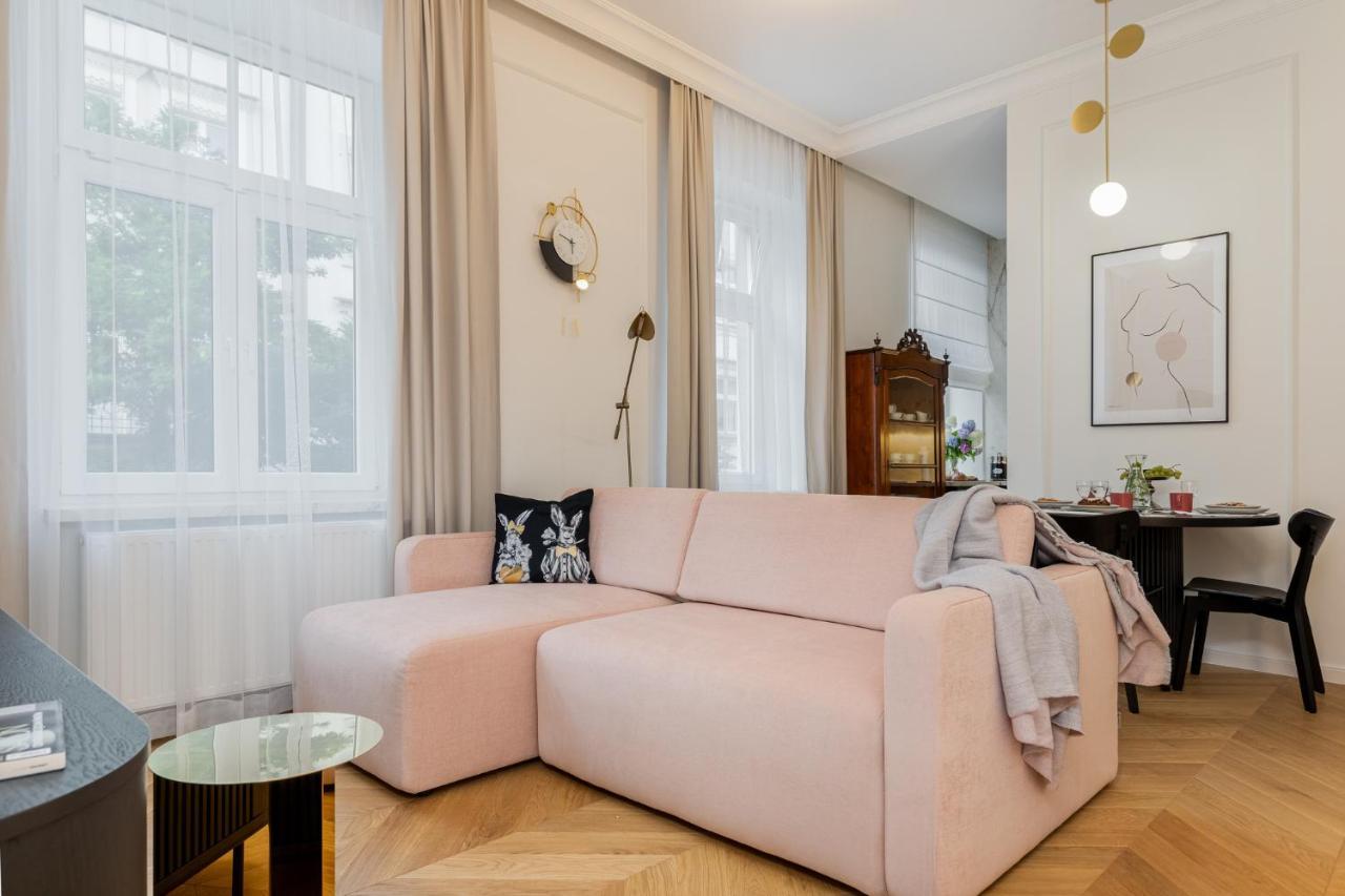 Premium In Parisian Style In The Heart Of Old Apartment Krakau