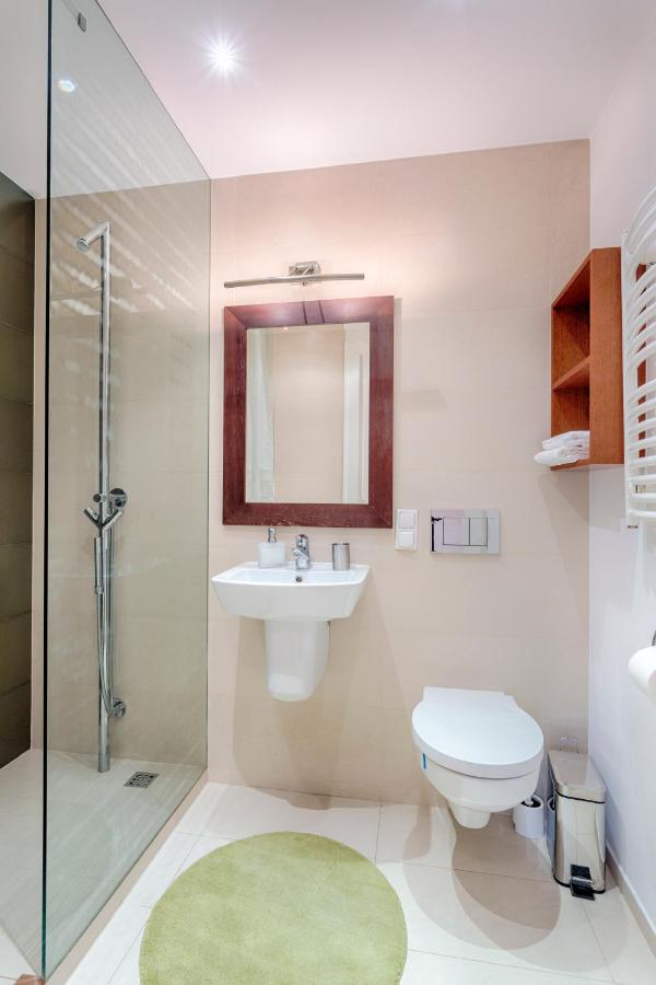 Tyzenhauz Krowoderska Street Apartamento