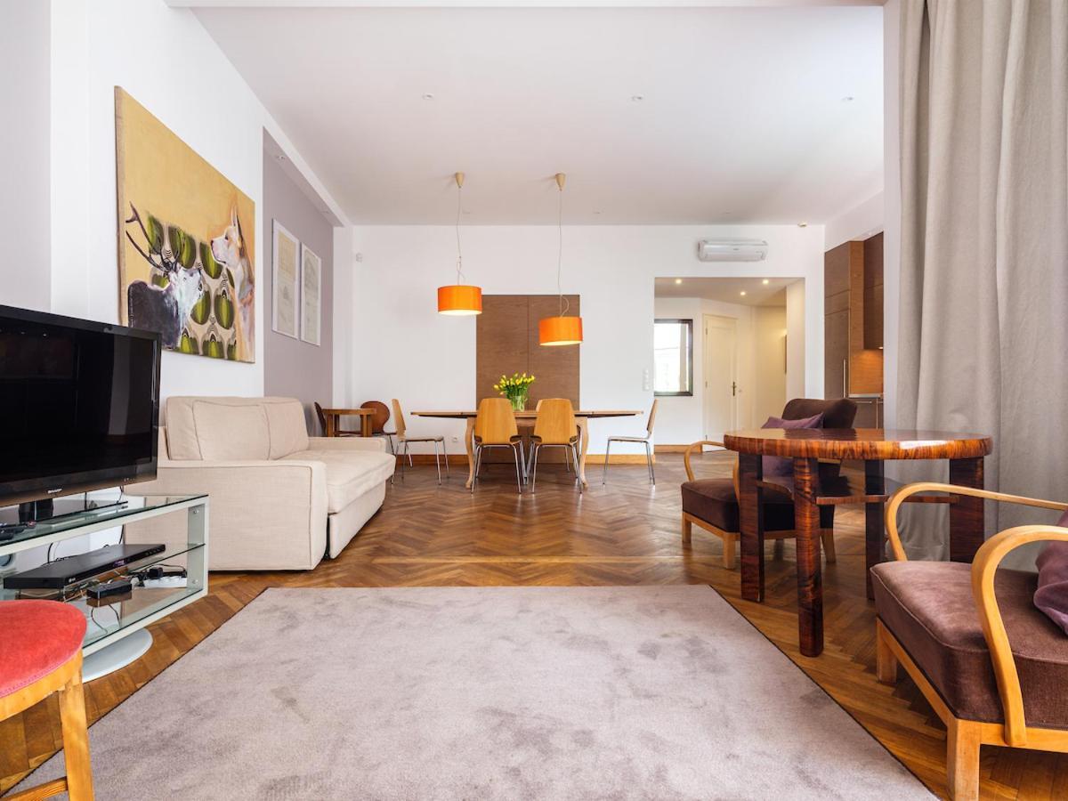 Tyzenhauz Krowoderska Street Apartamento