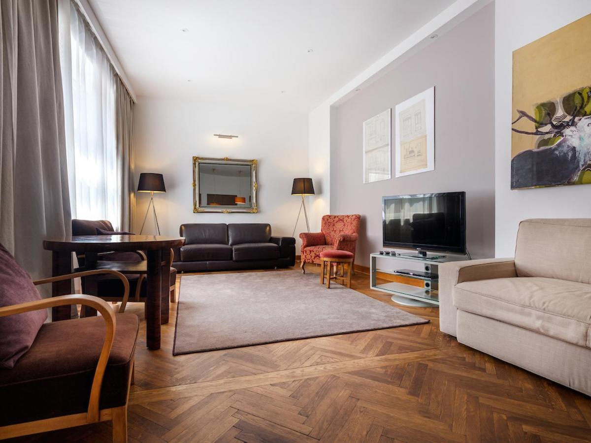 Tyzenhauz Krowoderska Street Apartamento *