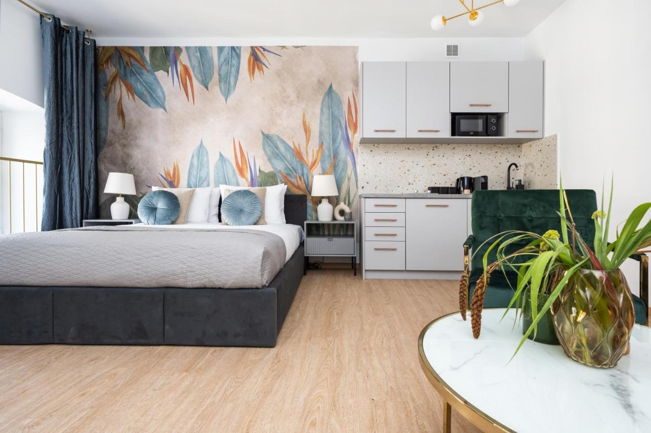Apartment Gallery 7 - 4 *