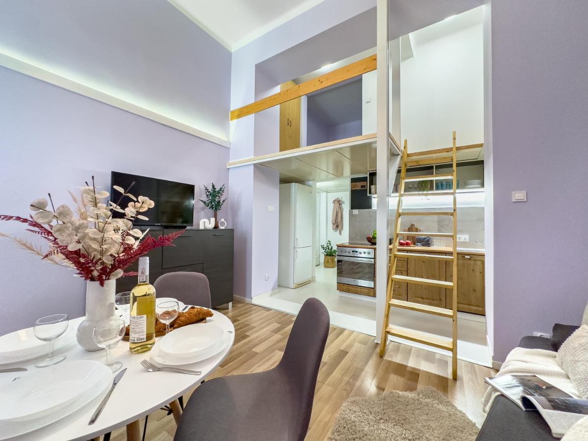 Przy Rynku Dluga 23 Apartment