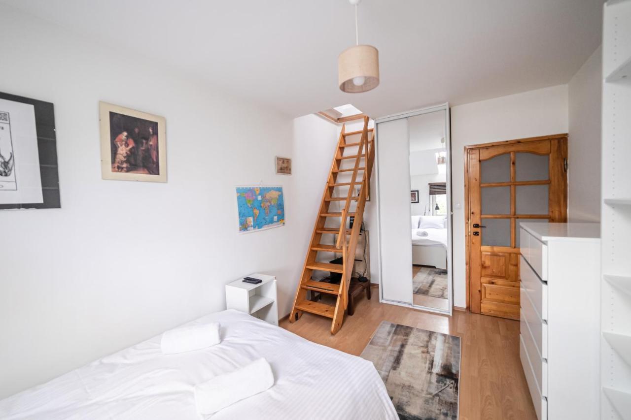 Kuznicy Standard Apartment *
