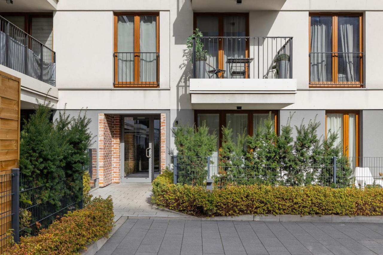 Go With Balcony Rakowicka Cracow By Renters Apartment