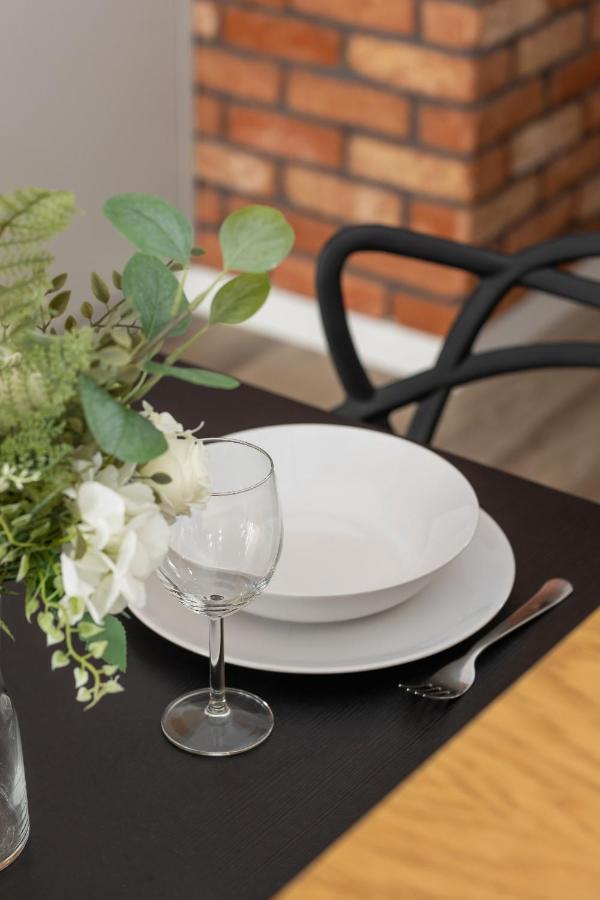 Go With Balcony Rakowicka Cracow By Renters Apartment