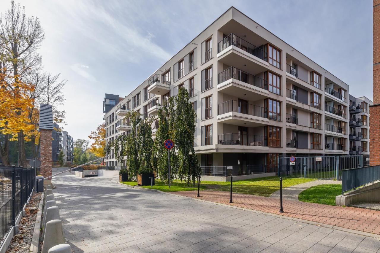 Apartment Go With Balcony Rakowicka Cracow By Renters *