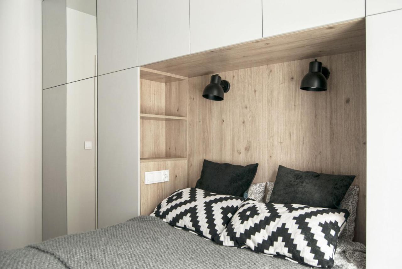 Apartment Charming With Garden, Only 1 Km To Wawel Castle By Renters Krakow