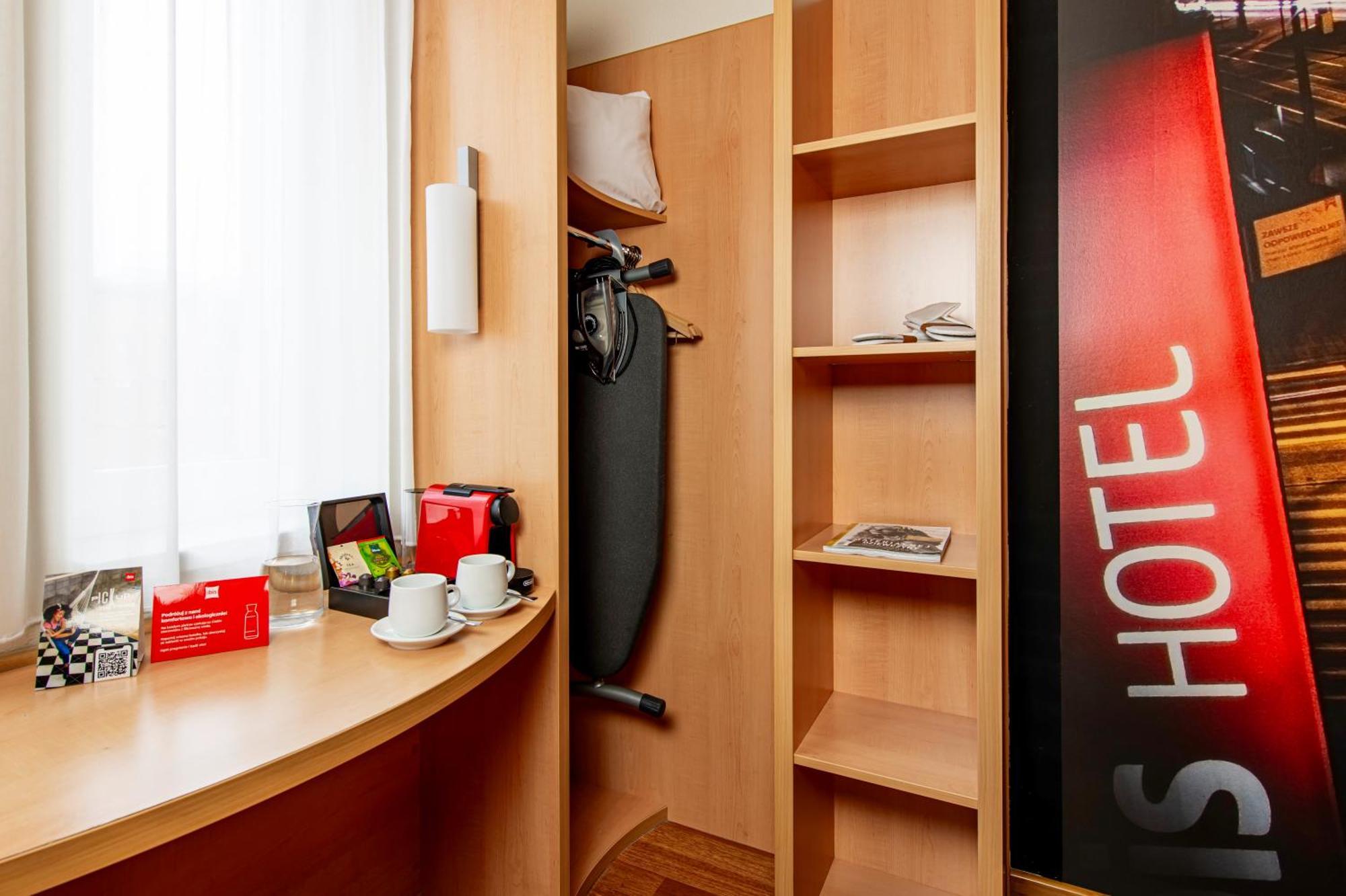 Hotel Ibis Stare Miasto 3*