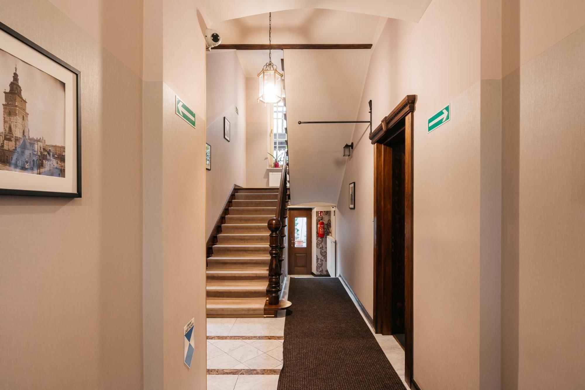 Topolowa Hotel apartamentowy 3*