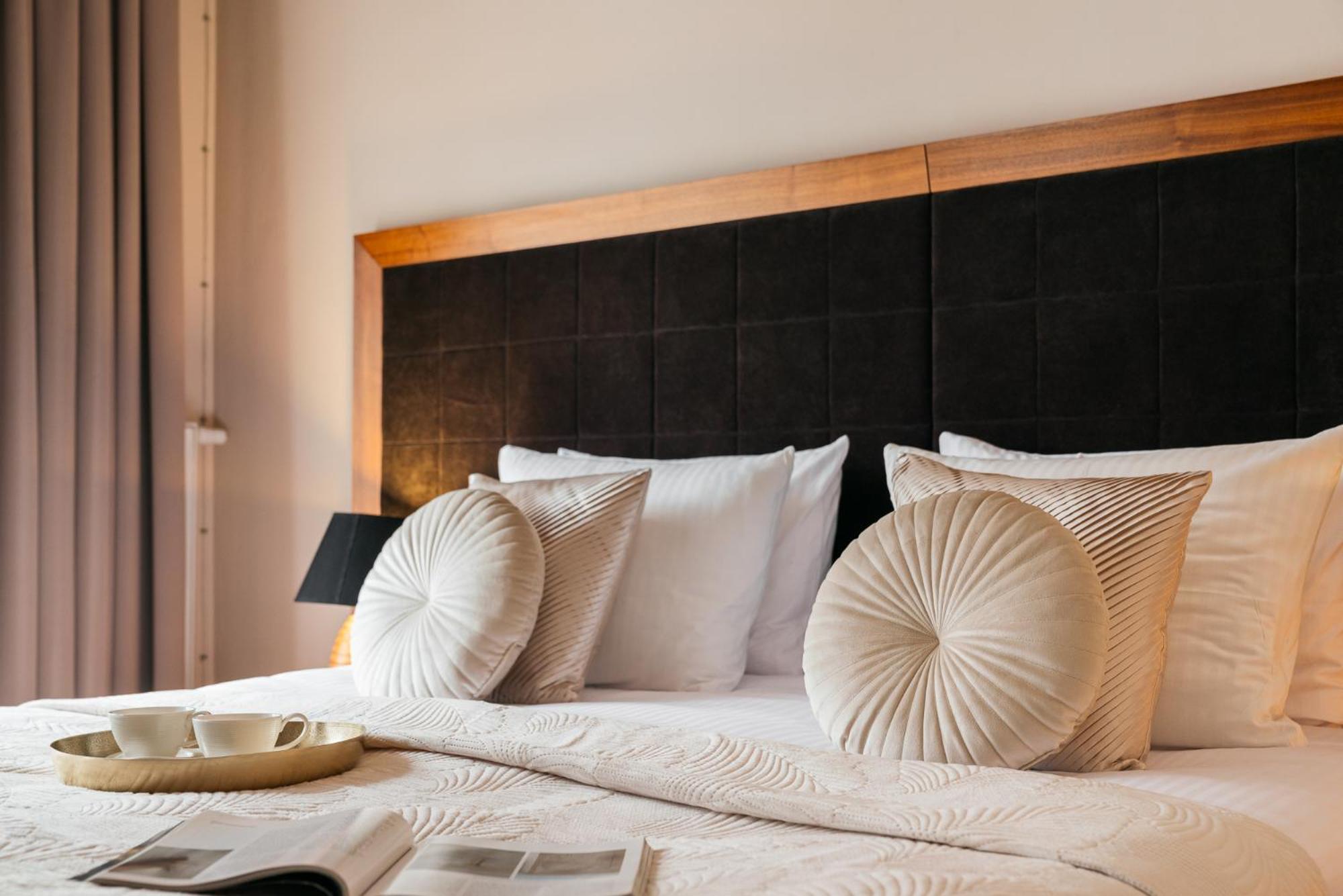 Hotel apartamentowy Topolowa 3*