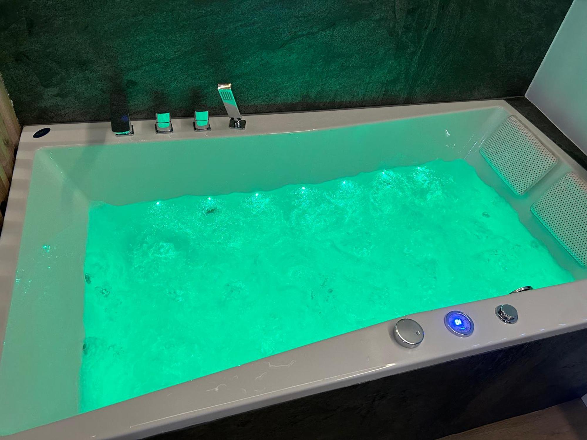 Ocean Black Jacuzzi Appartement Krakau
