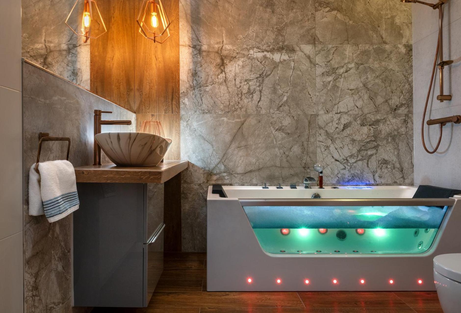 Premium For Old Town & Jewish Quarter - Balcony Pool Onsite