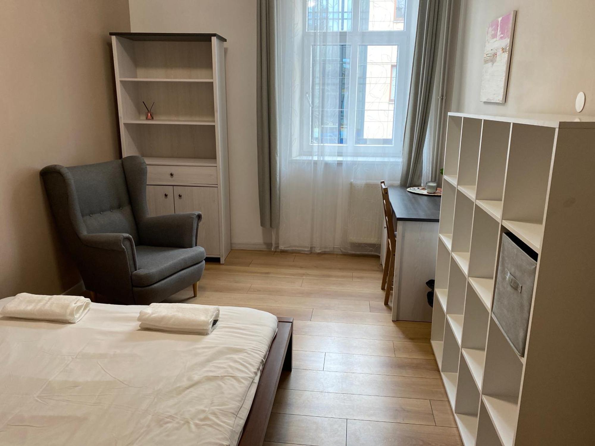 Pini - Przytulne W Centrum Krakowa Hostel