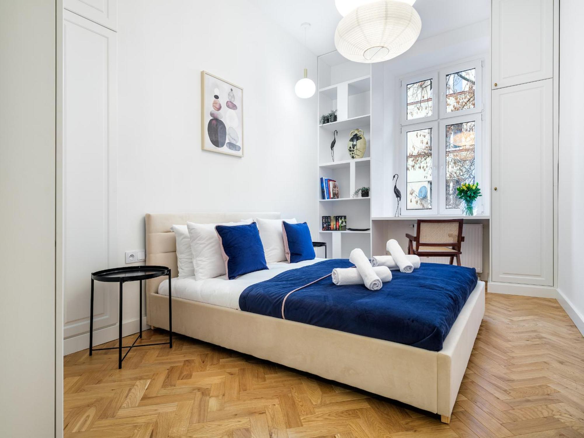 Tyzenhauz Krowoderska Street Apartamento