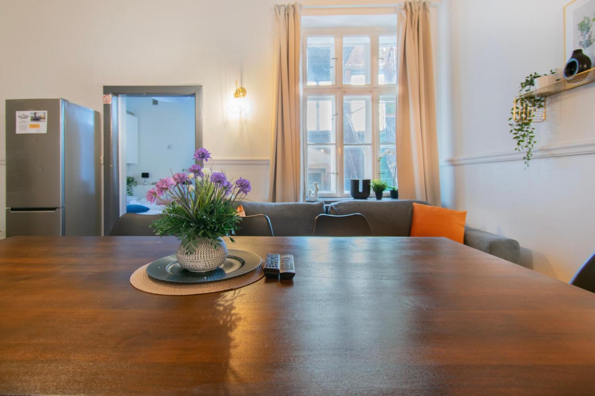 Apartment Huge Smolensk Street *