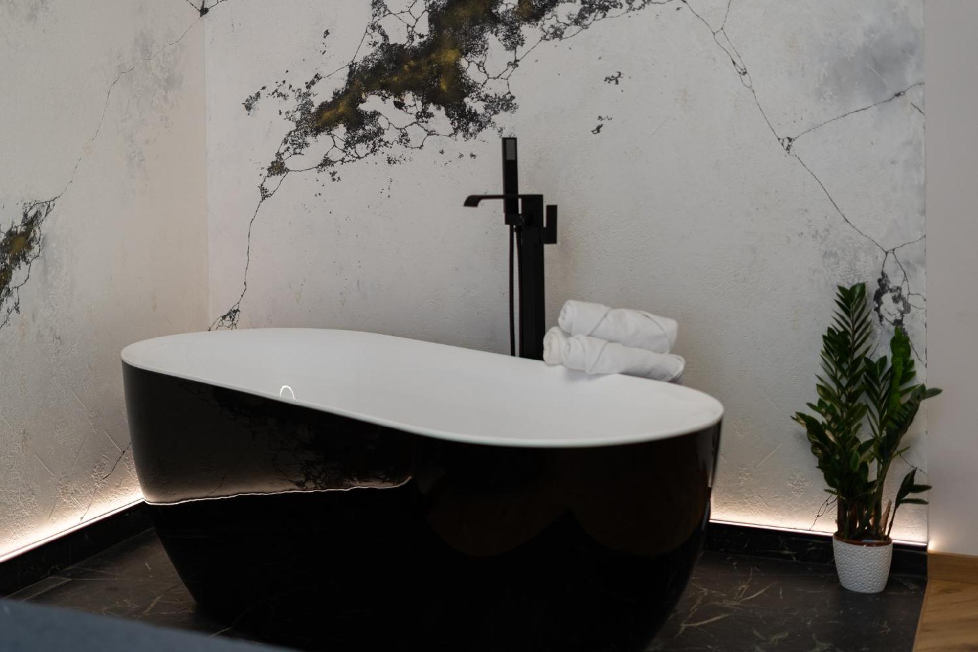 Bedrooms With Sauna&bath And Free Parking Appartement *