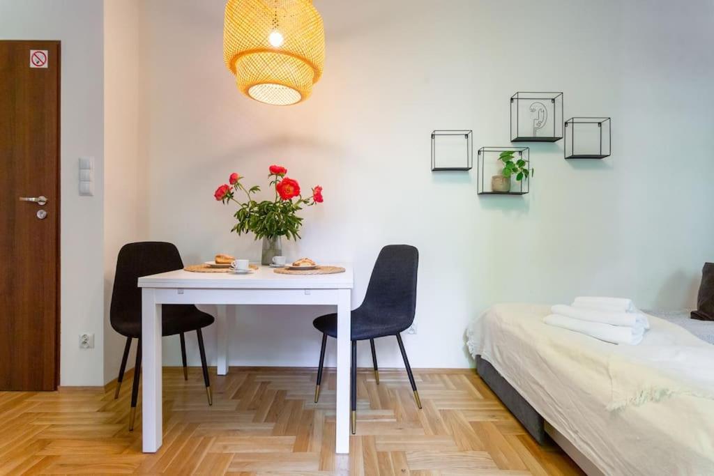 Appartement C W/balcony *