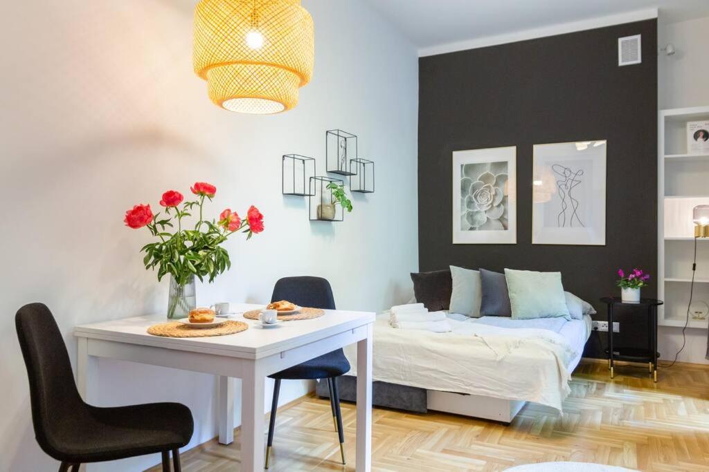 Appartement C W/balcony *