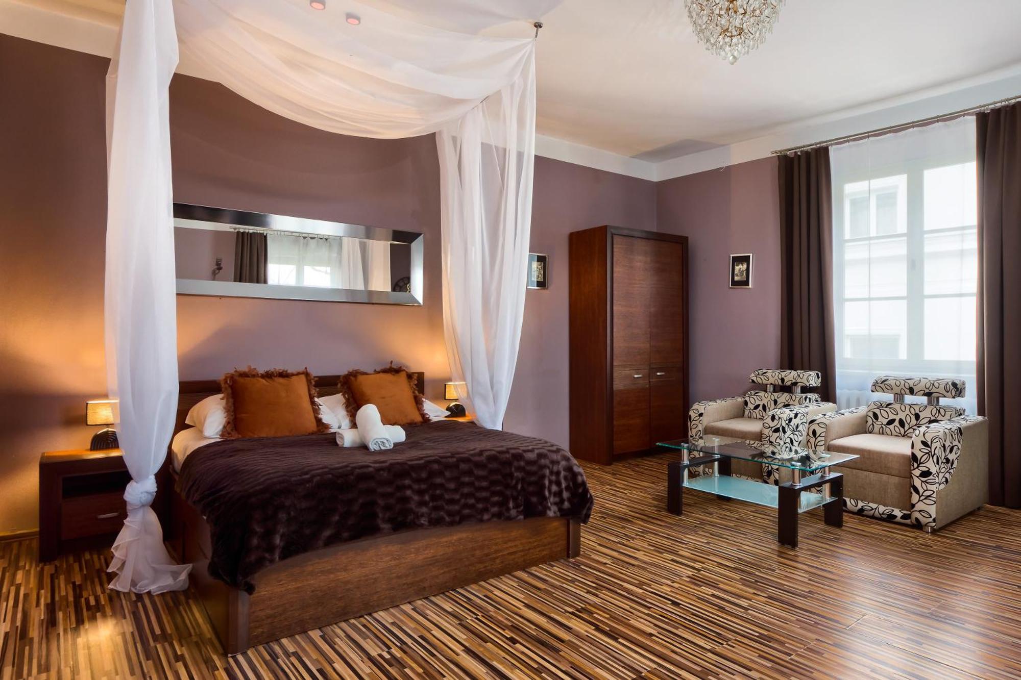 Appartement Mikolajska 5 *