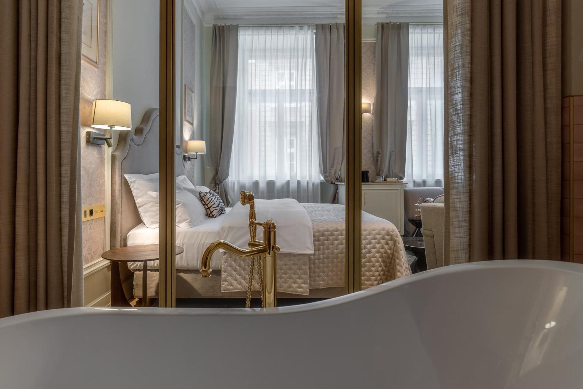 Unicus Palace Old Town - Destigo 5*