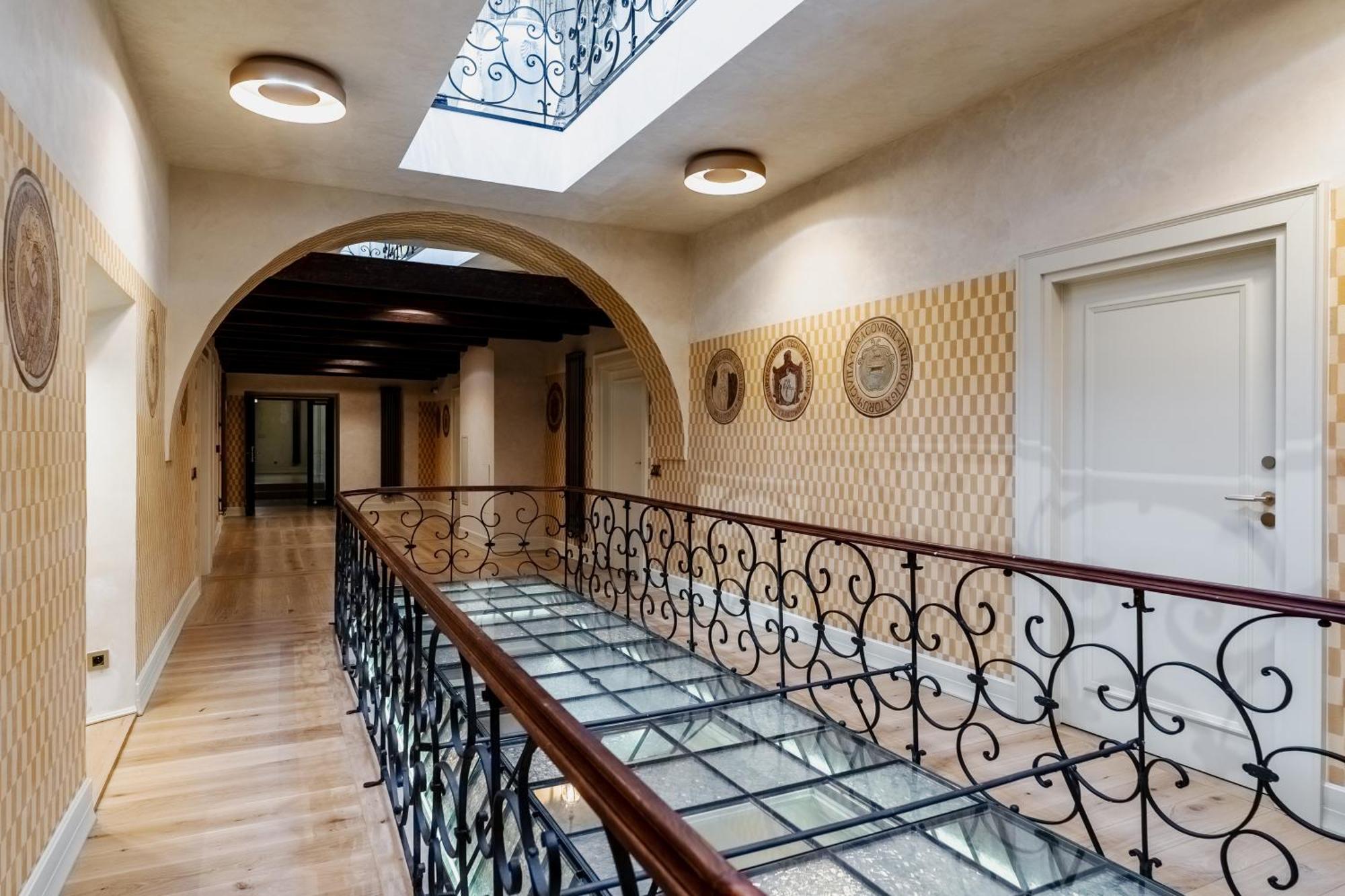 Unicus Palace Old Town - Destigo Hotel 5*