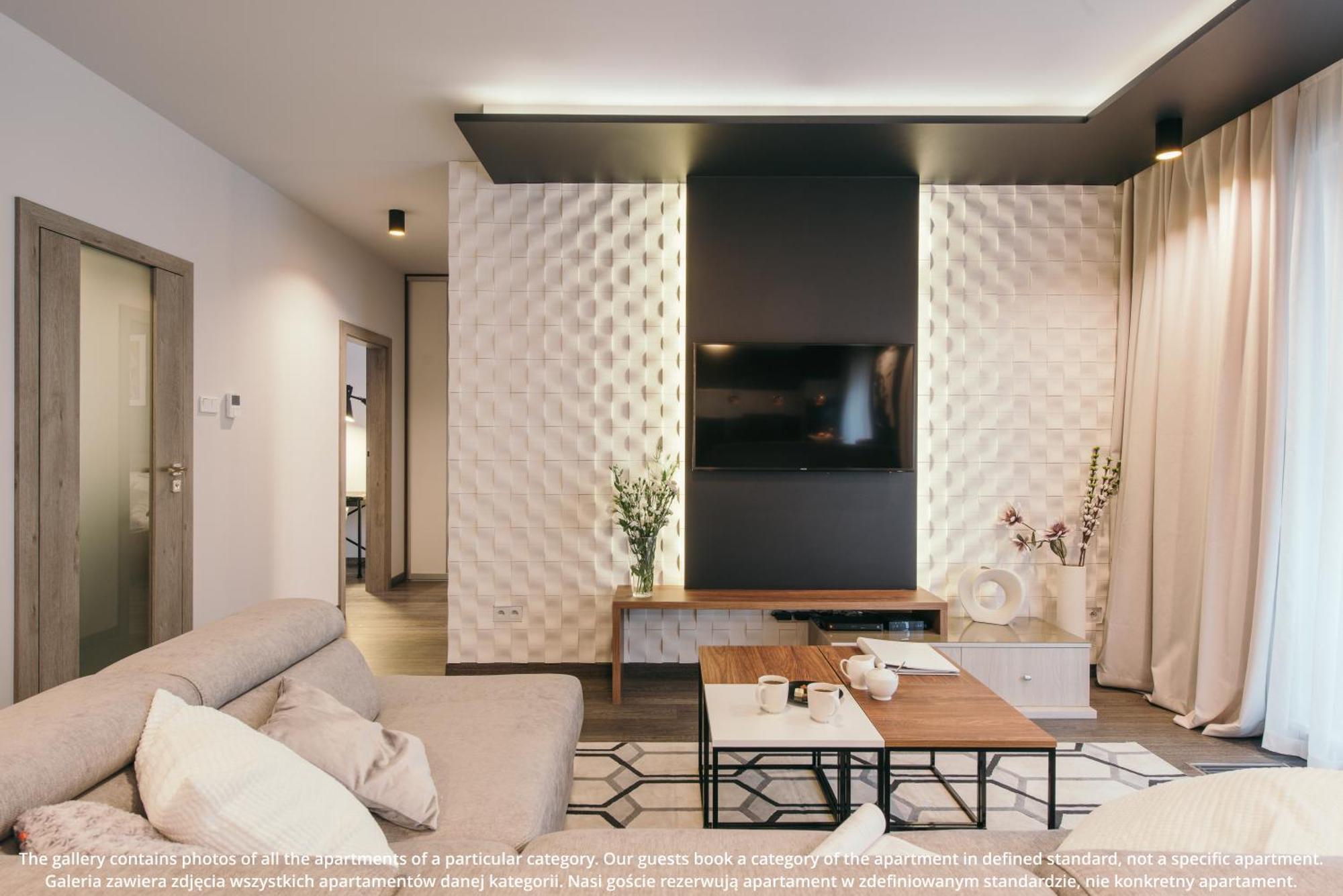 Browar Lubicz | Balcony | Elevator | Free Garage Apartment Krakow