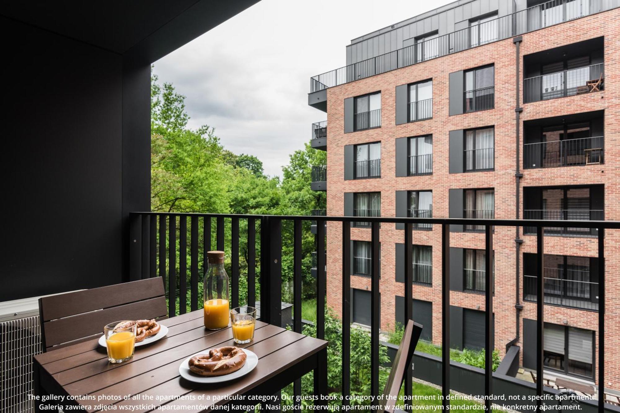 Apartment Browar Lubicz | Balcony | Elevator | Free Garage *