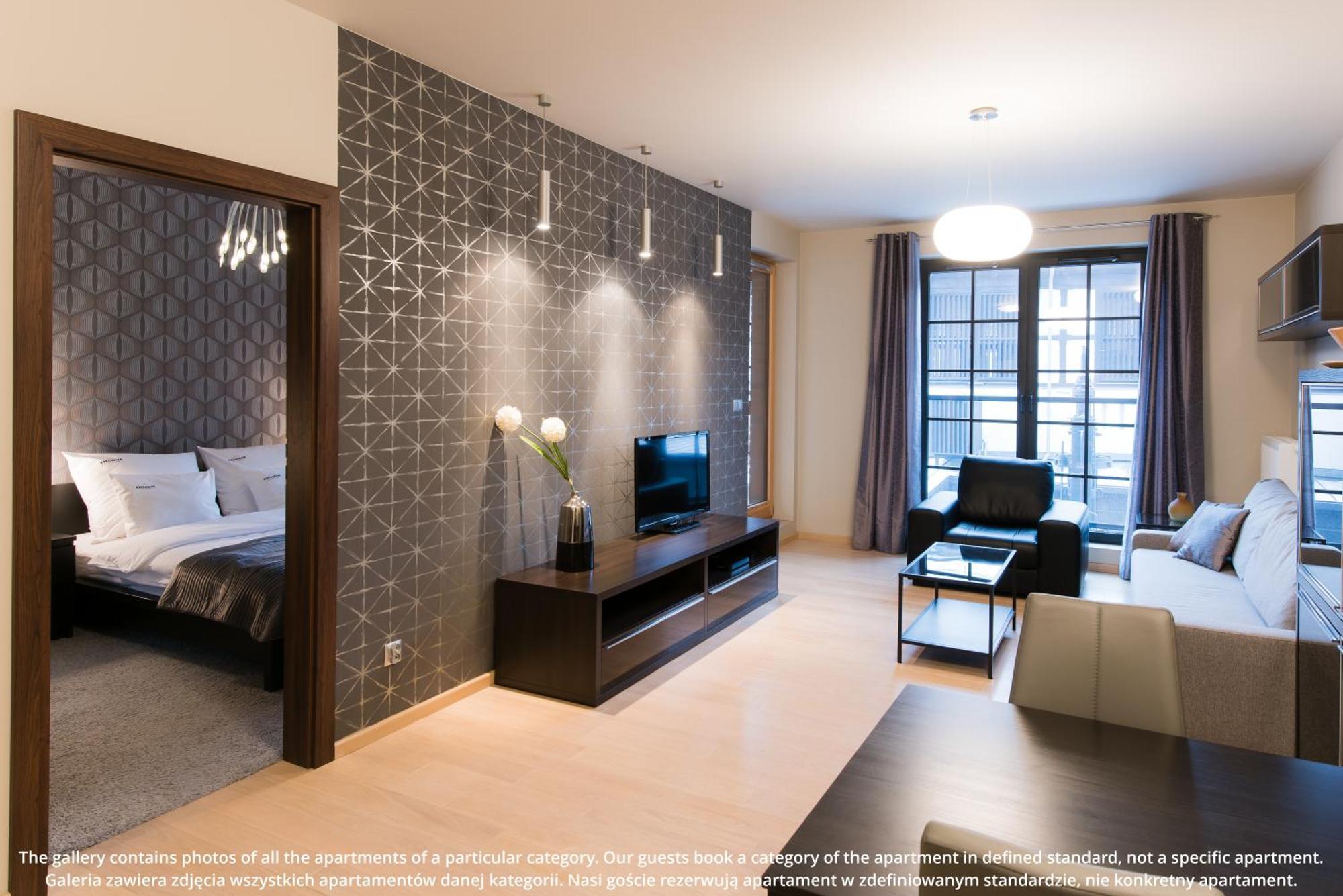 Browar Lubicz | Balcony | Elevator | Free Garage Apartment *