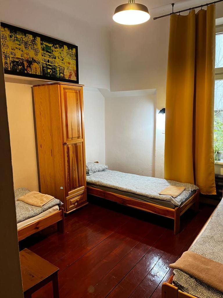Hostel Retro