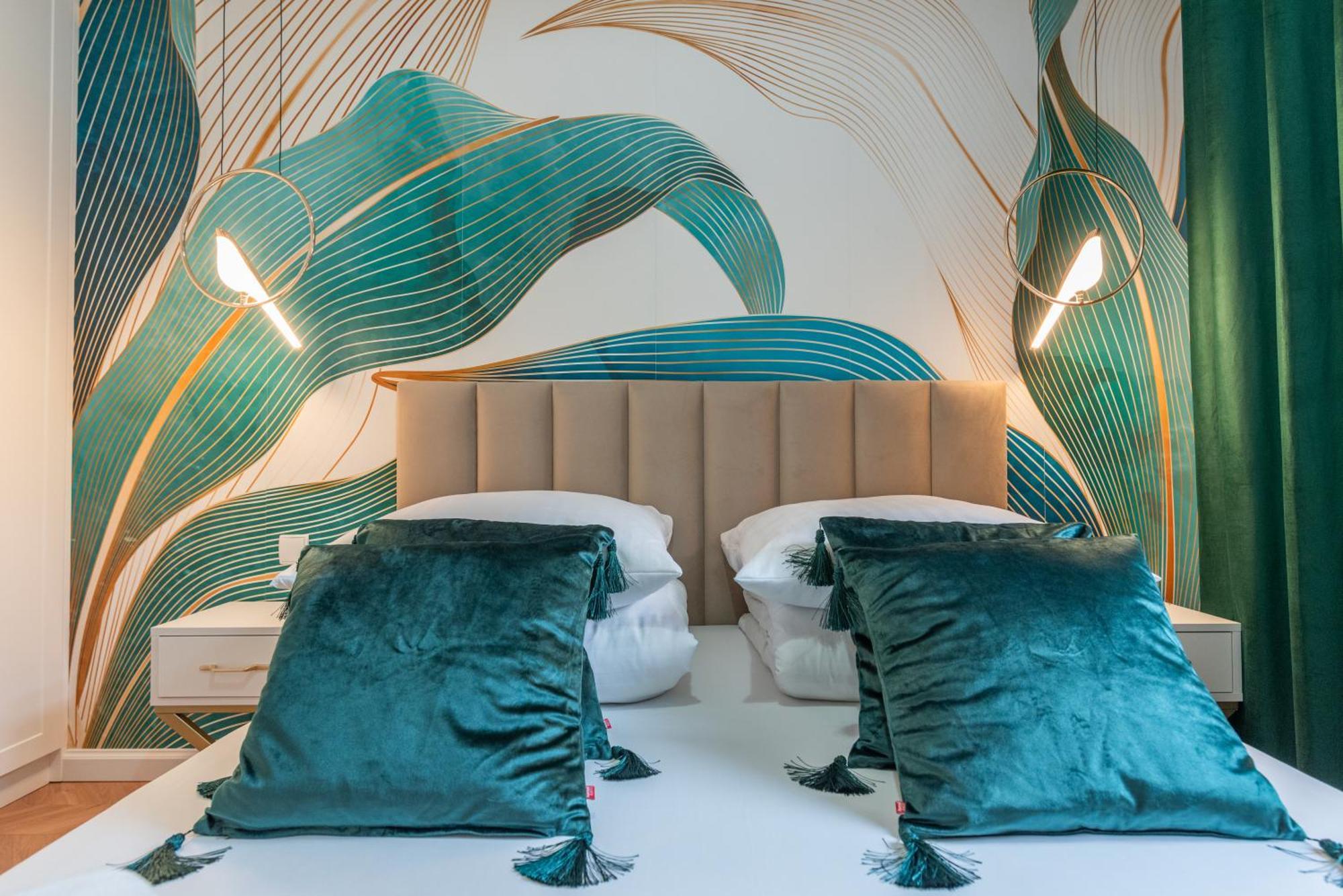 Lights Mostowa 6 *