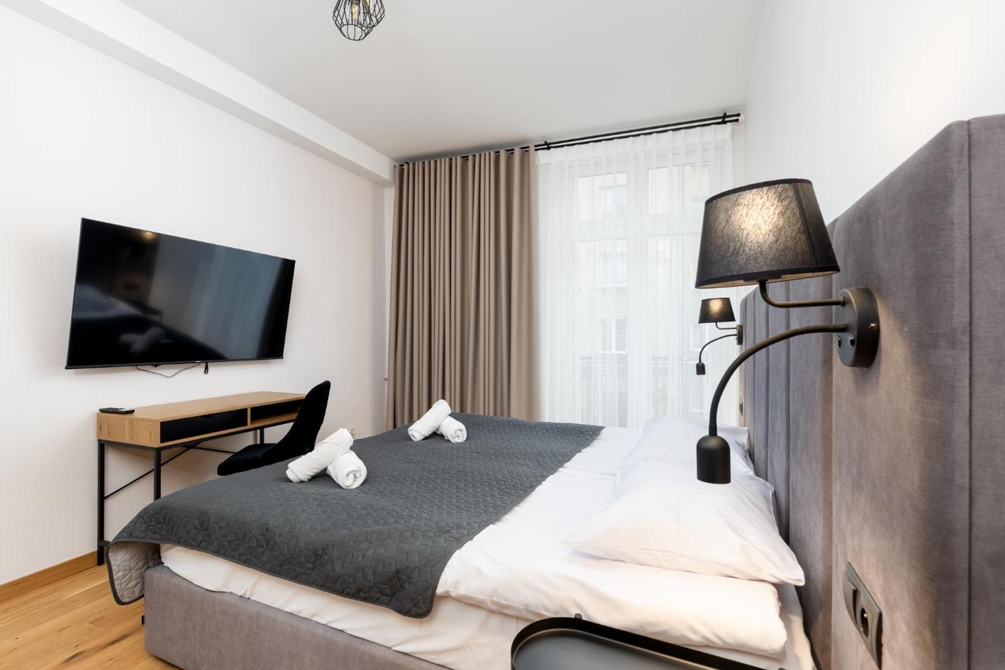 Revesen Premium * Krakow
