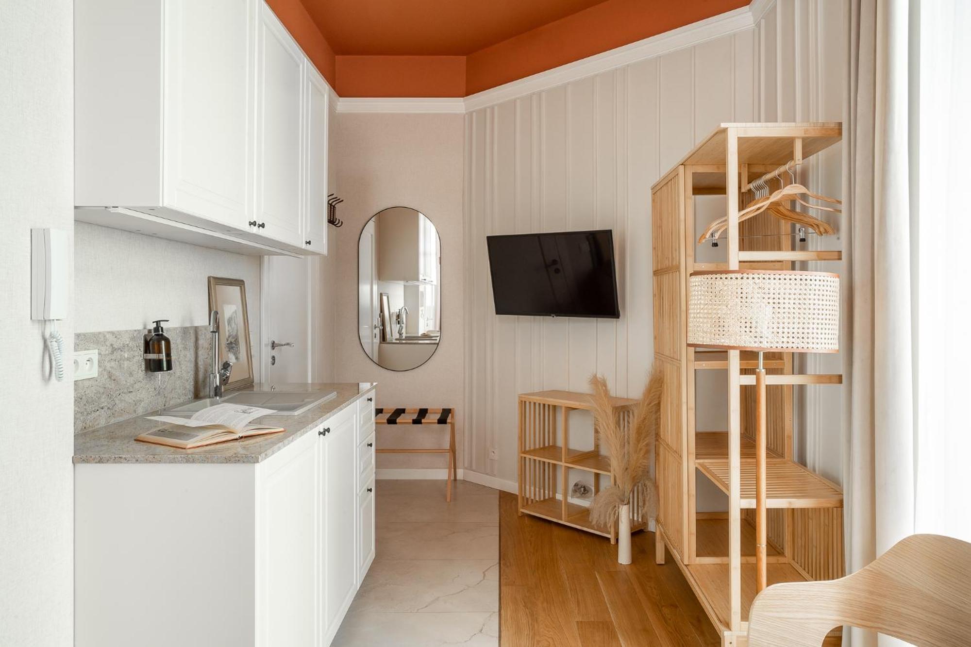 Avanti Palazzo Aparthotel *