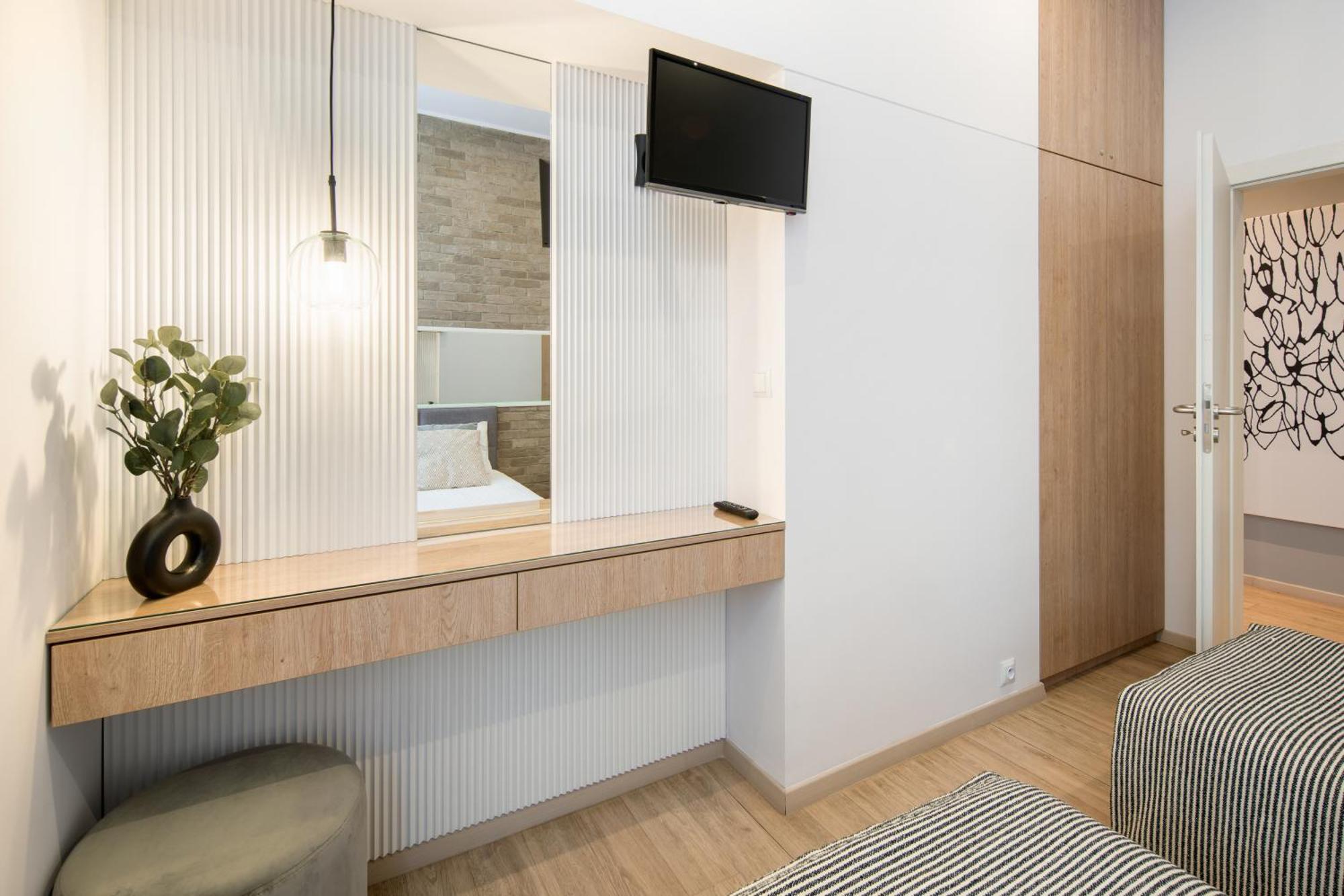 Beautiful With 2 Bedrooms For 7 Guests, Jewish District Kraków
