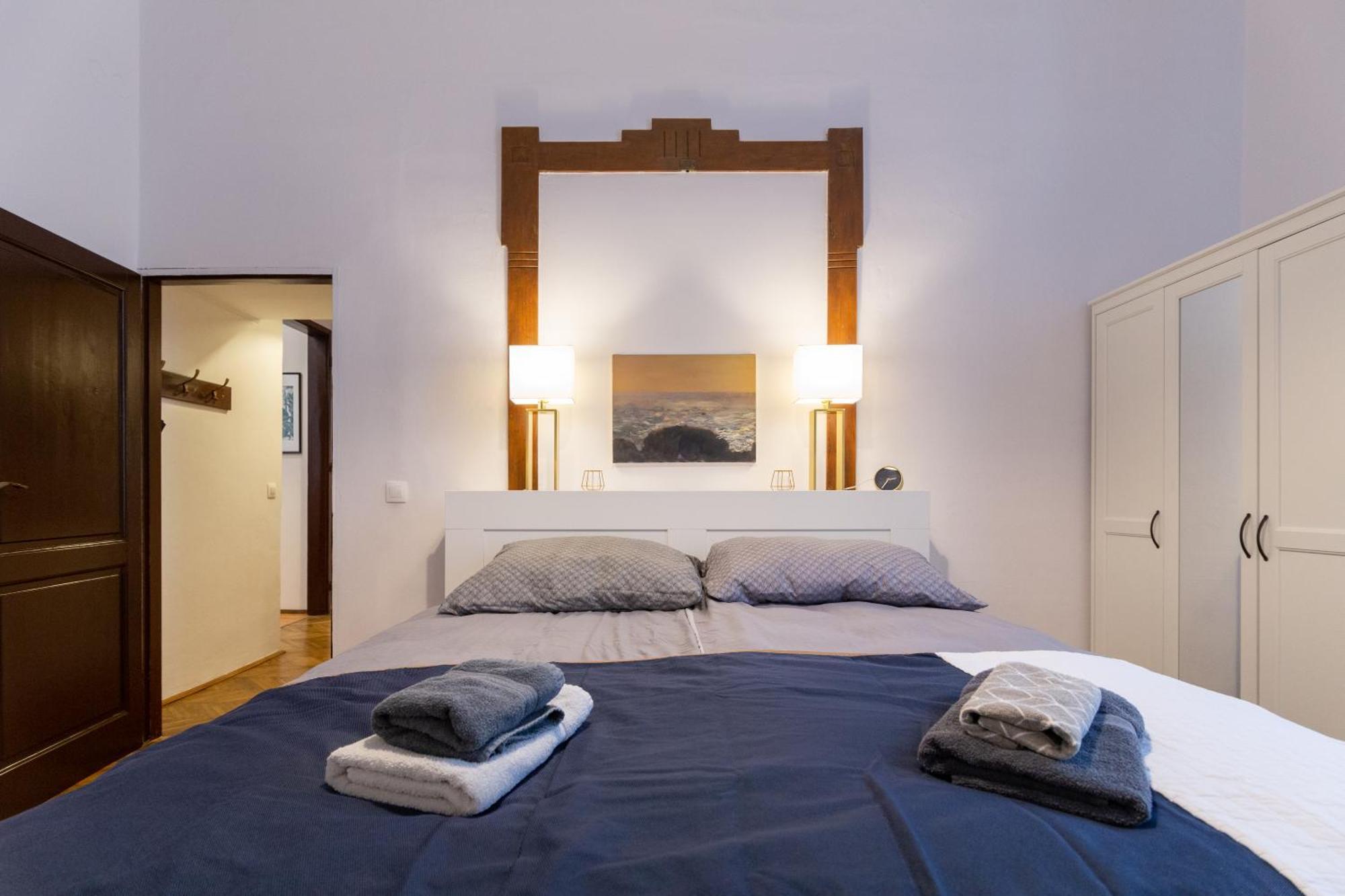 Heart And Soul, Gorgeous Two-bedroom In The Center!