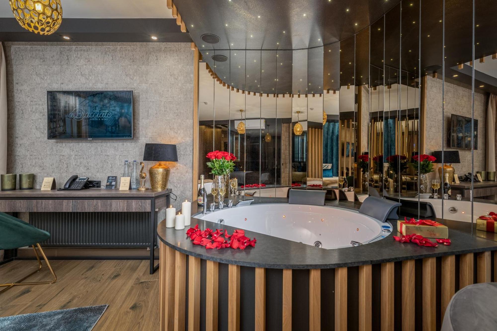 Art Boutique - Center 4*