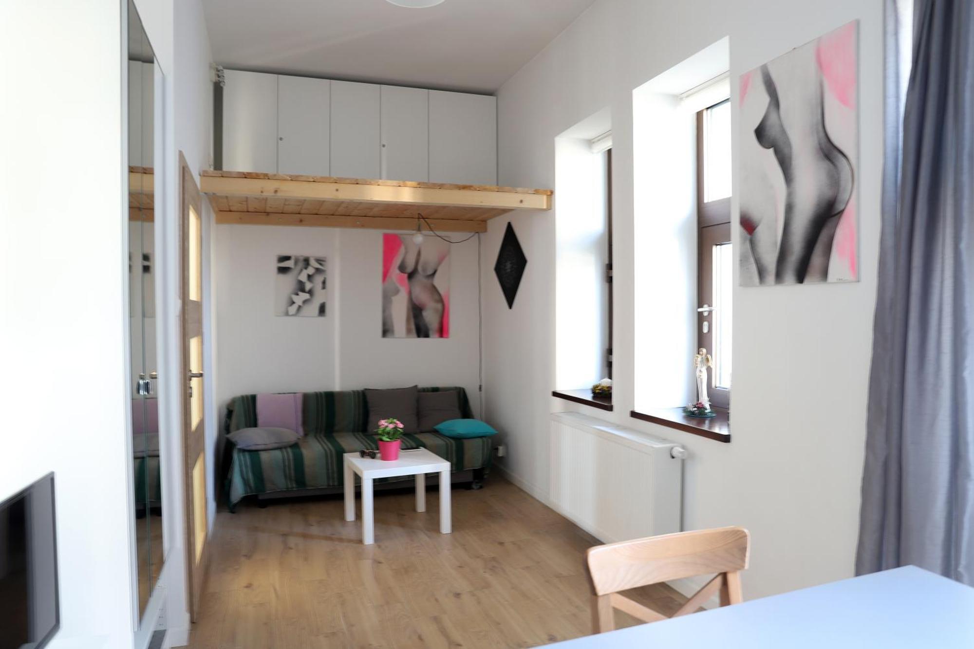 Urocze I Ciche Mieszkanie W Spokojnej Okolicy Apartamento Cracóvia