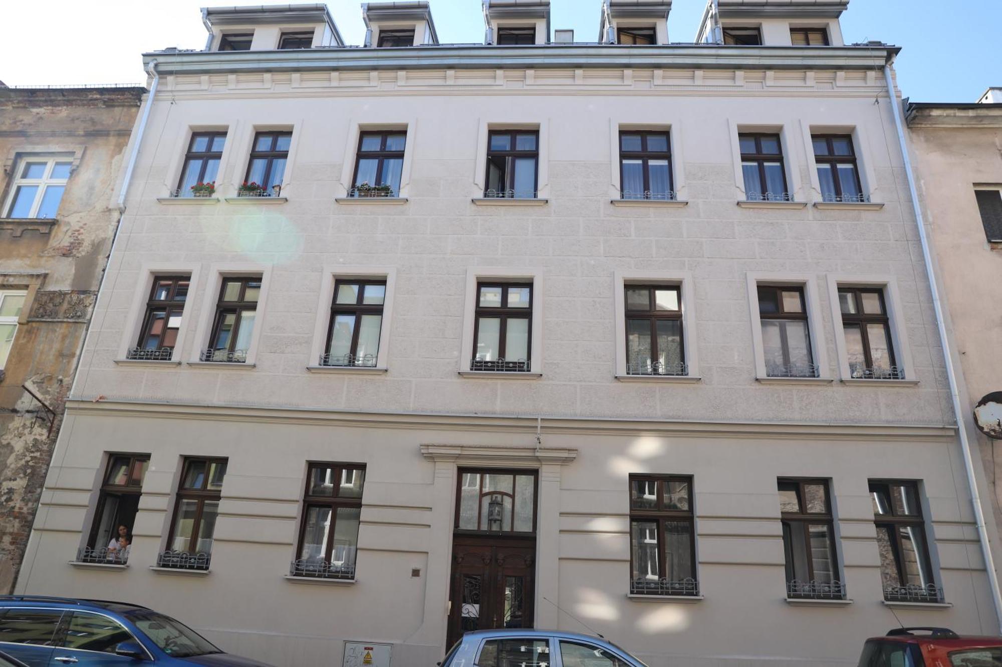 Urocze I Ciche Mieszkanie W Spokojnej Okolicy Apartamento
