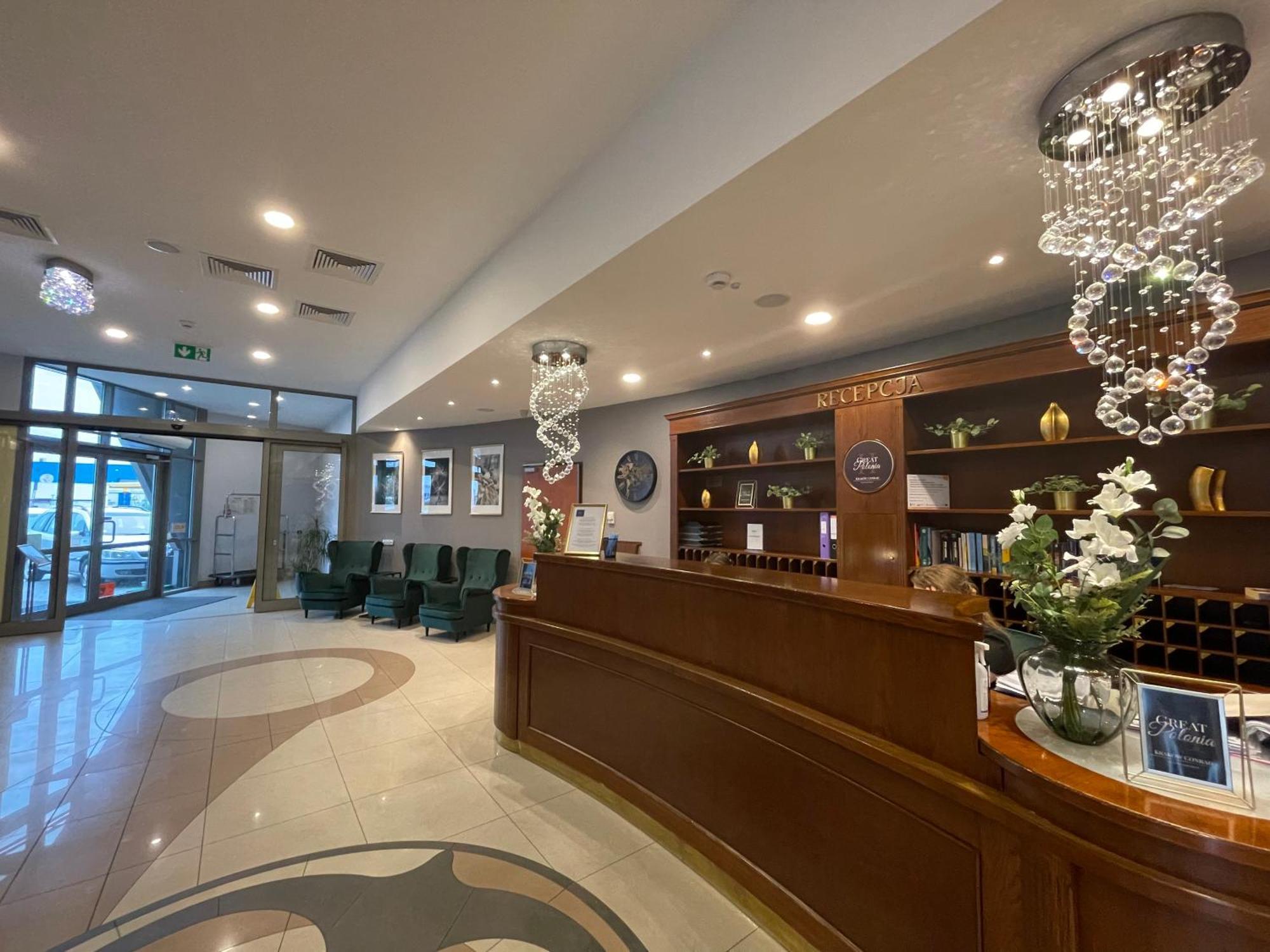 Conrad 4*