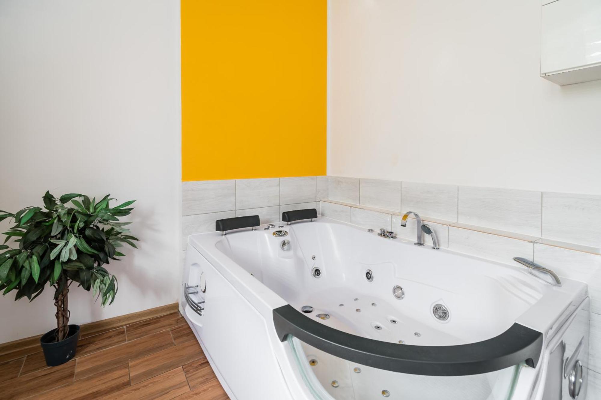 Jacuzzi Jm Wawelofts Apartment Krakow