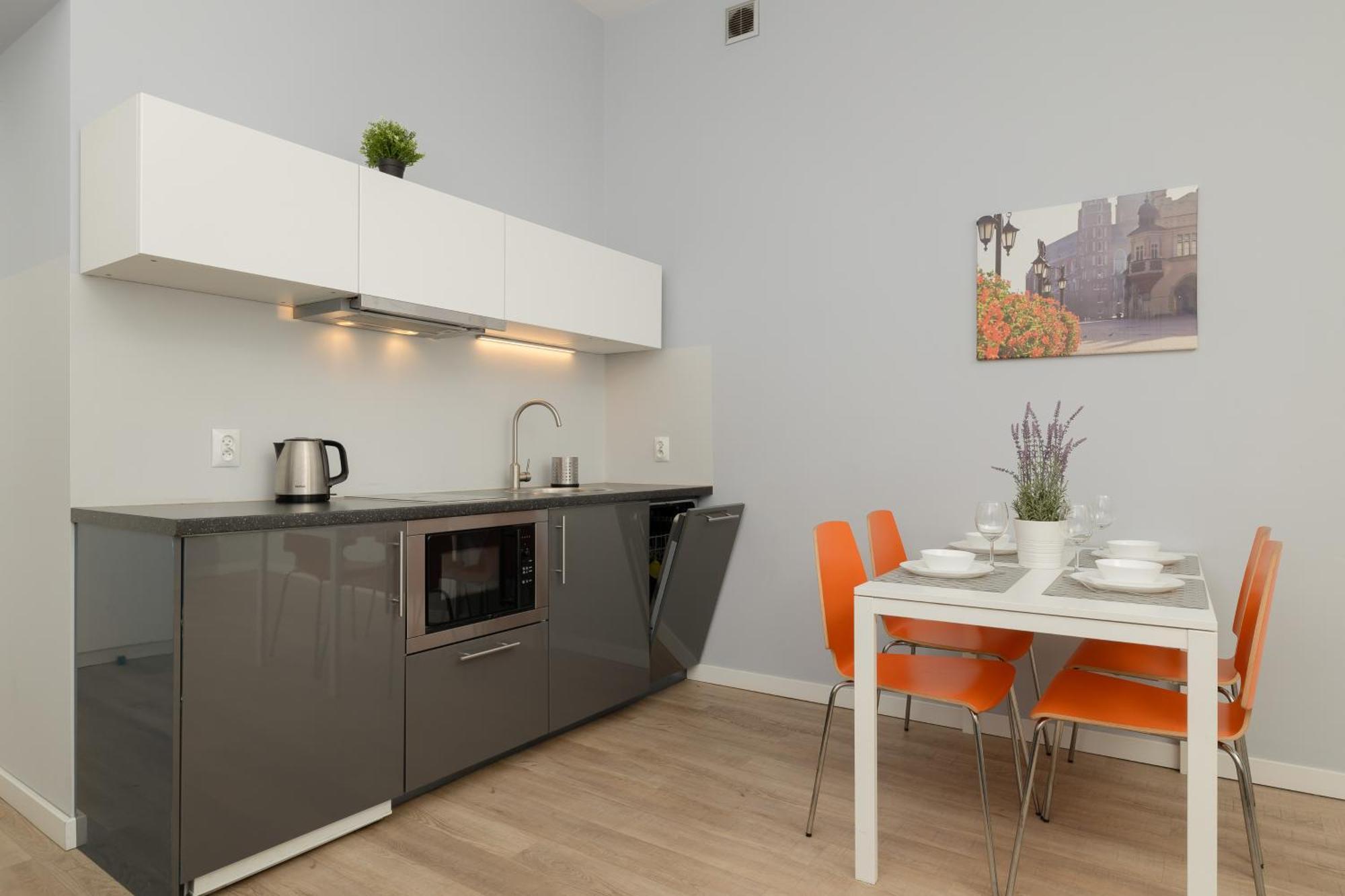 Planty Park Lobzowska By Renters * Krakow