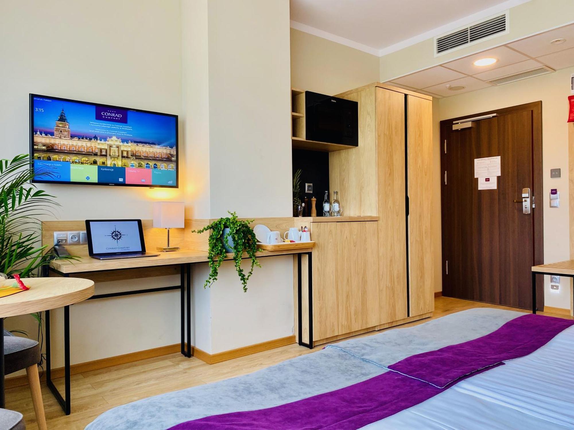 Hotel Conrad Comfort 4*