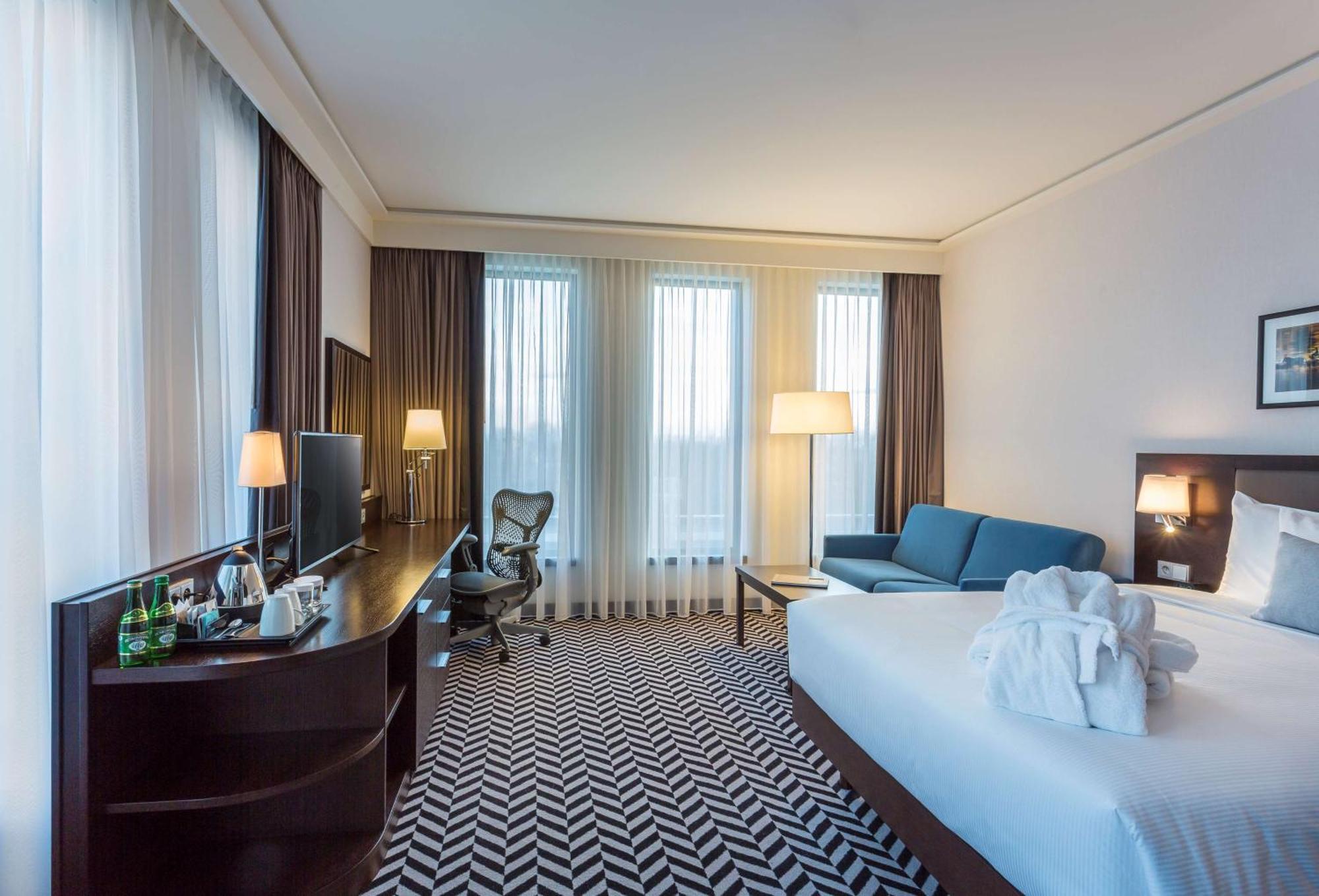 Hilton Garden Airport 4* Krakow