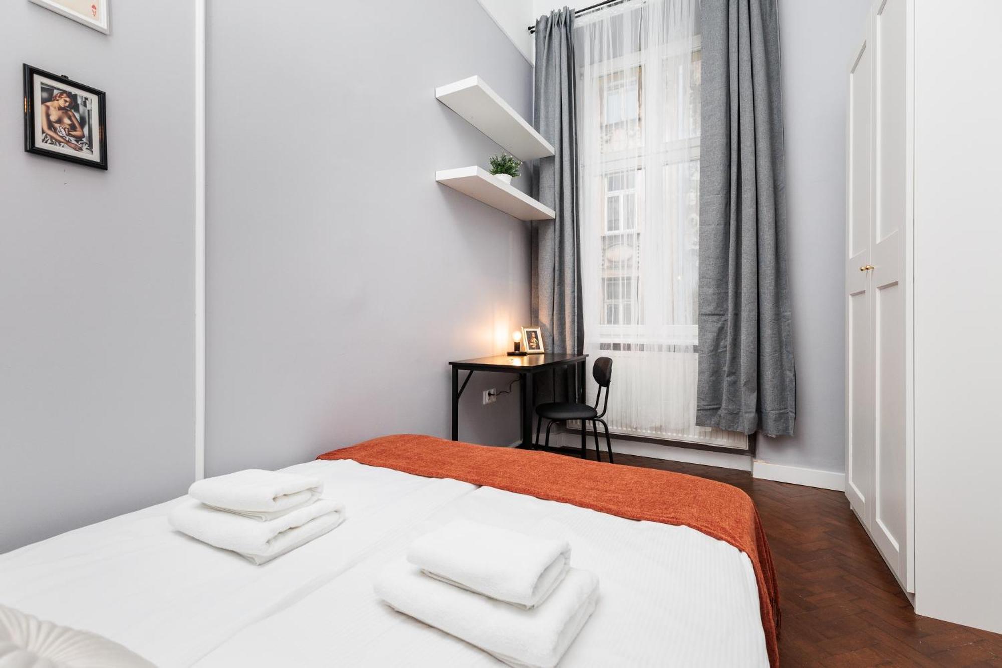 Apartament Spacious & Modern 6 Bedroom - Around The Main Market Square - By Upstairs *