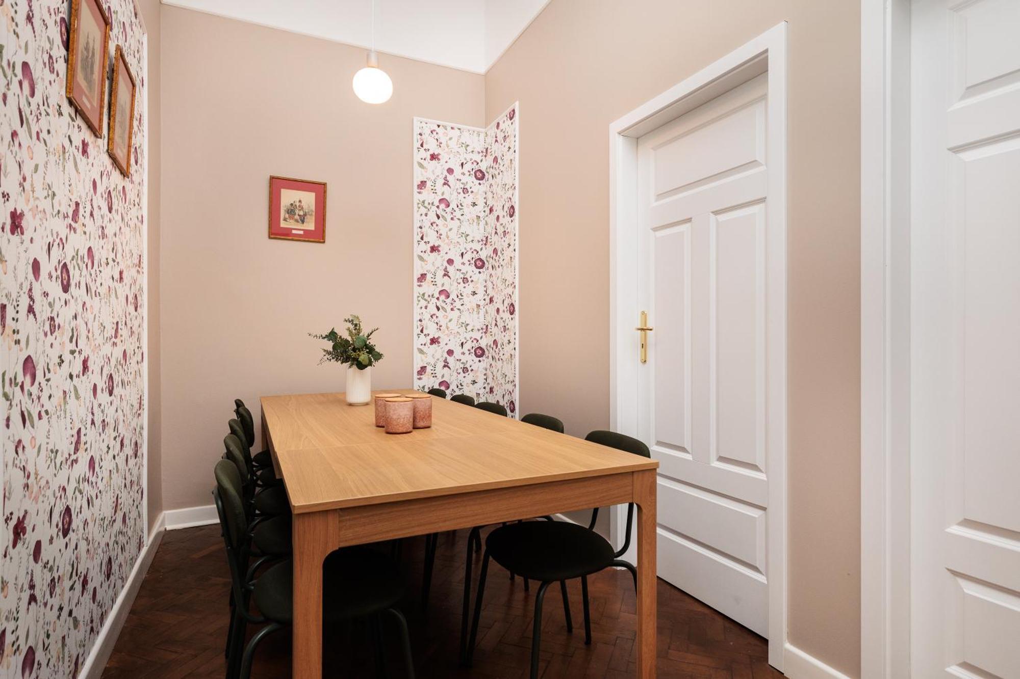 Apartament Spacious & Modern 6 Bedroom - Around The Main Market Square - By Upstairs