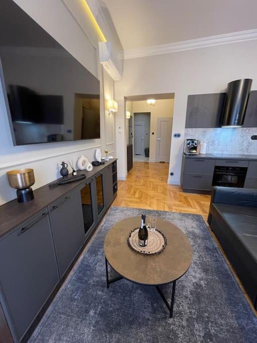 Crown Pearl - Wonderful Apartment, 110scm, 4 Krakow