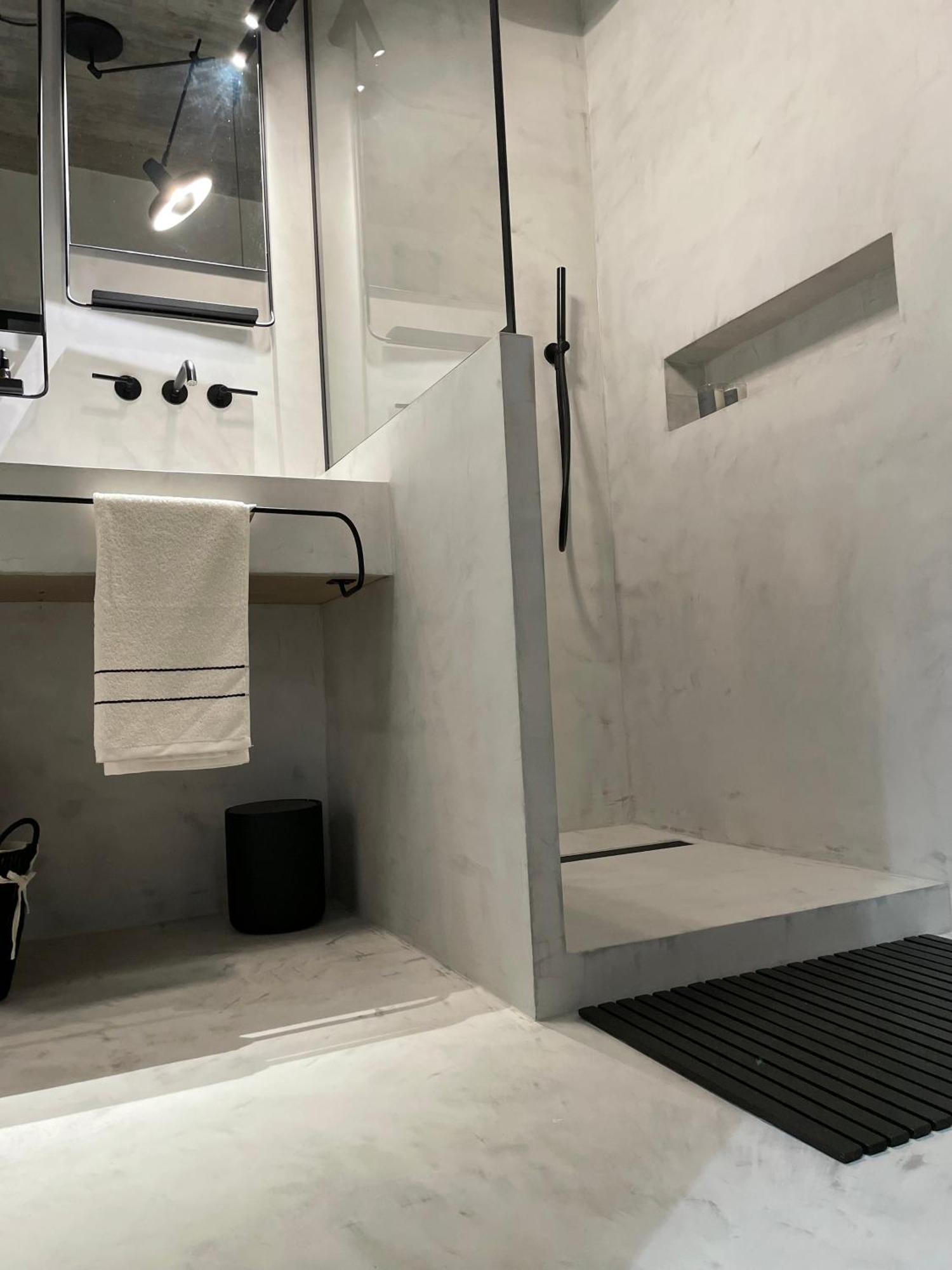 Premium Loft Apartments-city Center Parking By Urban Escape Apartment